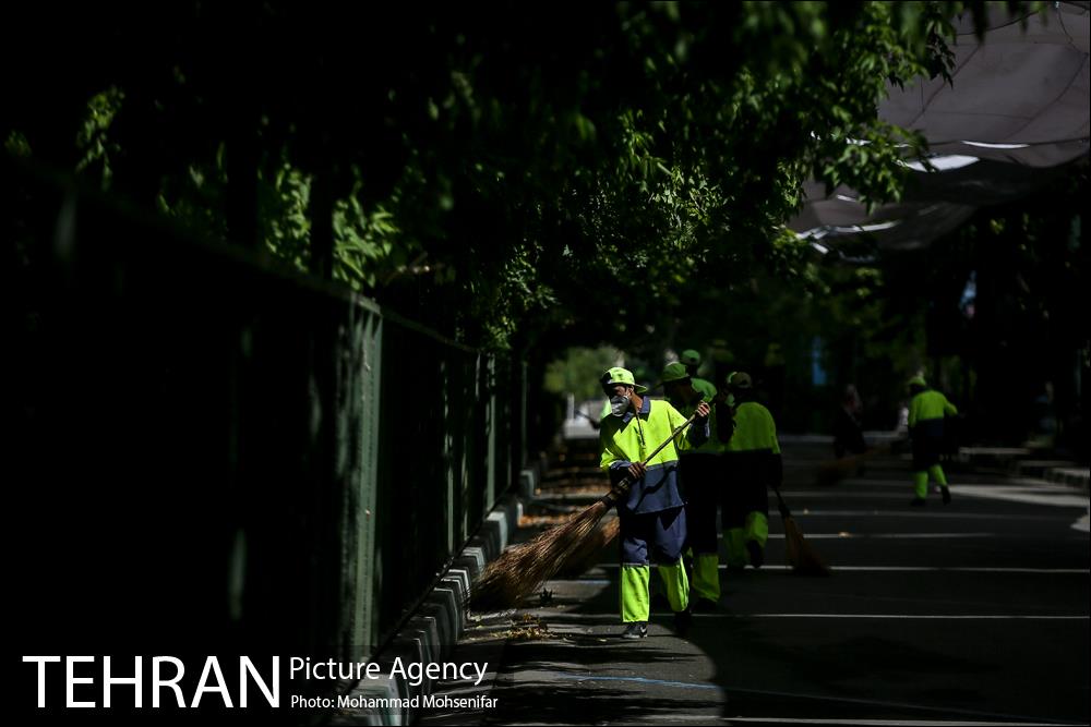 آماده سازی دانشگاه تهران برای نماز جمعه 10