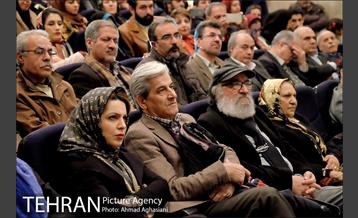 بیستمین "تولد ماه"  استاد غلامحسین امیرخانی 21