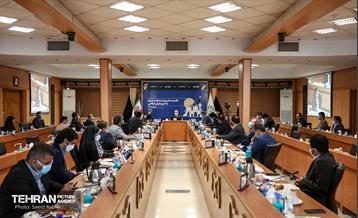 نشست شهردار منتخب تهران با شهرداران نواحی 28