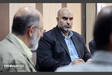 دیدار معاون امور فرهنگی و اجتماعی با کارکنان حوزه اجتماعی و فرهنگی شهرداری منطقه 4 8