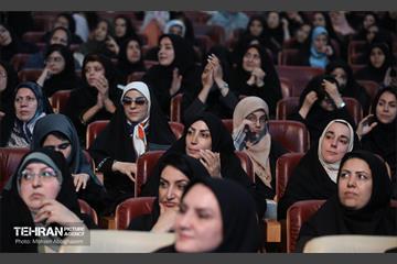 تجلیل از معلمان دانش‌آموزان با نیازهای ویژه شهر تهران 19
