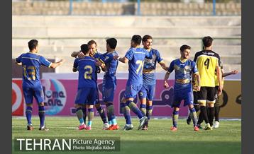 دیدار راه آهن و نفت تهران در لیگ برتر فوتبال 8
