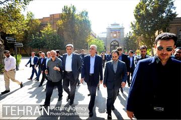 بازدید شهردار تهران از دروازه ملی و میدان مشق به مناسبت روز تهران 19