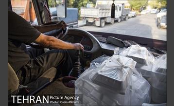 لقمه ی مهربانی در محله خاک سفید‎ 15