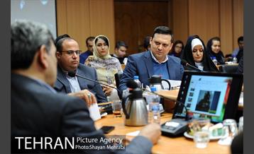 دیدار دانشجویان با شهردار تهران 20