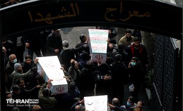 تشییع پیکر ۲۰۰ شهید گمنام دفاع مقدس در تهران 51