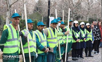 مراسم روز درختکاری در منطقه 12 4