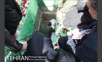 تشییع پیکر مطهر دو شهید گمنام 19