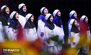 آئین تجلیل از پرستاران فعال در جنگ 12 روزه تحمیلی 41