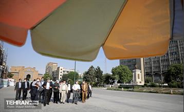 بازدید پیروز حناچی و مهدی چمران از پروژه خانه شهر(بلدیه قدیم) 26