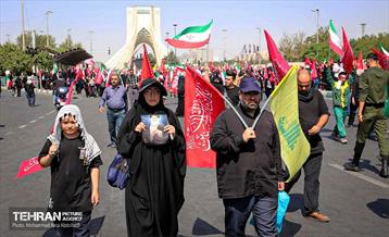 تشییع پیکر آقای شهید ایران - ۲ 10