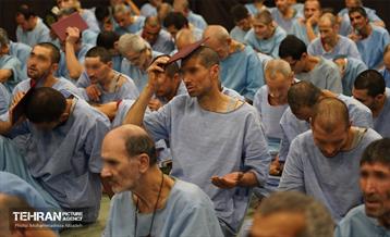 احیای شب بیست‌وسوم ماه رمضان در مرکز یاورشهر 9 7