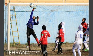 دیدار تیم های آذرخش تهران و ملوان بندر انزلی 29