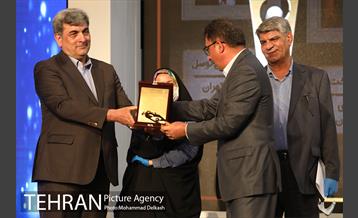 اولین همایش مدیران برتر شهر ارتباطی تهران_2 31