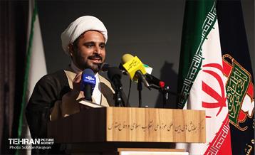 اختتامیه دومین کنگره شعر و داستان روایت پایداری 17