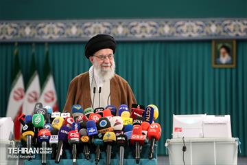 حضور رهبر انقلاب در دور دوم انتخابات مجلس شورای اسلامی 14