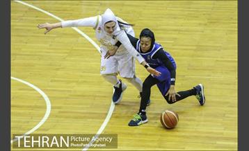 دیدار بسکتبال زنان  مهرام و گروه بهمن تهران 12