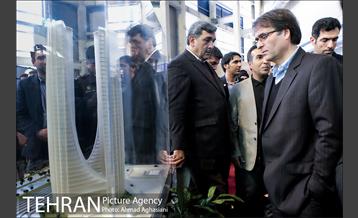 بازدید دکتر حناچی از نمایشگاه ساختمان پایدار 17