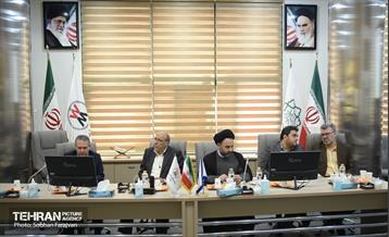 بازدید اعضای شورای اسلامی شهر تهران از شرکت واگن‌سازی تهران 27