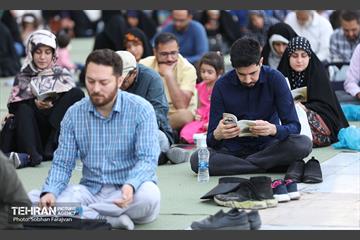 مراسم دعای روز عرفه در مصلی امام خمینی (ره) 2