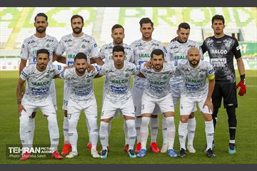 دیدار تیم های فوتبال پرسپولیس و آلومینیوم اراک 2