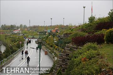 بهار بارانی تهران در روز طبیعت 11