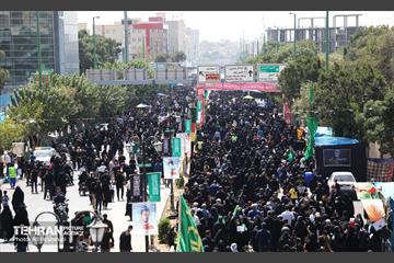 آیین پیاده‌روی جاماندگان اربعین حسینی در مناطق شهرداری تهران 19