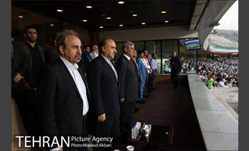 حضور شهردار تهران در استادیوم ازادی 2