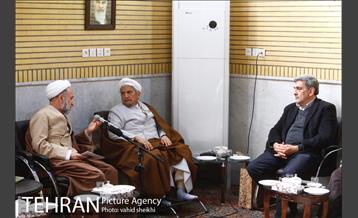 دیدار شهردار تهران با آیت الله العظمی صانعی 3