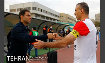 دیدار تیم های فوتبال سایپا و پرسپولیس 2