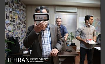 بازدید مدیرعامل مترو از آژانس عکس تهران و استودیو شهر 13
