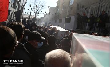 مراسم تشییع پیکر ۱۵۰ شهید گمنام در تهران 3