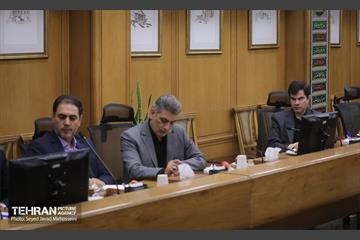 دیدار شهردار تهران با مدیر عامل فروشگاه‌های زنجیره‌ای اتکا 6