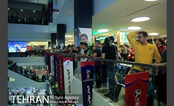 تماشای بازی تیم های ملی ایران و اسپانیا در پردیس سینمایی چارسو  44