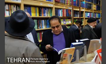 ششمین دوره کتابگردی احمد مسجدجامعی 14