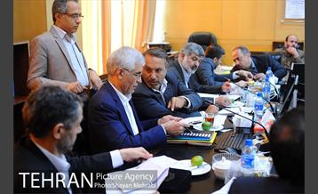 حضور شهردار تهران در کمیسیون عمران مجلس شورای اسلامی 11