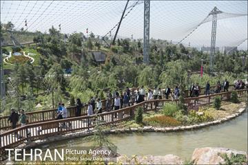 تور بازدید خبرنگاران از فاز دوم باغ پرندگان‎ 15