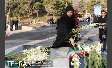 آیین برافراشتن بزرگترین پرچم جمهوری اسلامی-۲ 21