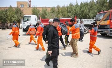 خدمات شهرداری منطقه 5 در گذرگاه مرزی مهران 25