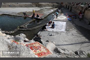 قالیشویی سنتی در چشمه علی 27