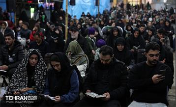 احیای شب بیست‌ویکم ماه رمضان امامزاده پنج تن لویزان 81