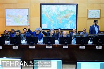 حضور شهردار تهران در کمیسیون عمران مجلس شورای اسلامی 10