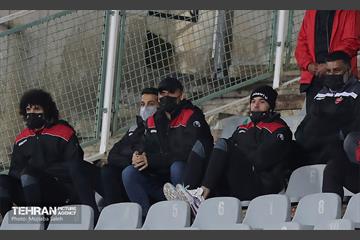 دیدار تیم های فوتبال پرسپولیس تهران و صنعت نفت آبادان 8