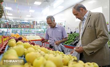 افتتاح بازار میوه و تره‌بار در منطقه 22 21