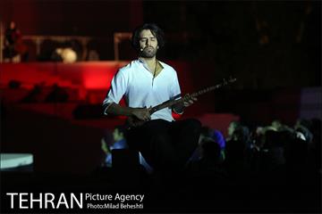 کنسرت نمایش سی‎ 15