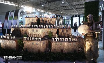 هفدهمین نمایشگاه بین‌المللی گردشگری و صنایع وابسته تهران 50