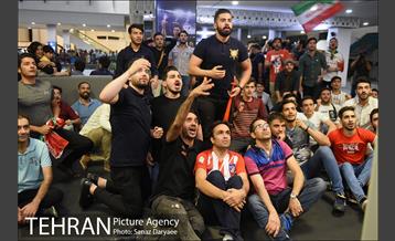 تماشای مسابقات جام جهانی فوتبال  10