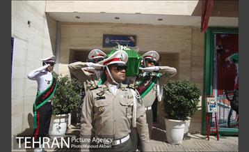 تشییع پیکر بهمن گلبارنژاد دوچرخه سوار ملی پوش ایران در پارالمپیک‎ 12