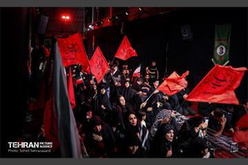عزاداری شب پنجم محرم به نیابت از «رهبر شهید انقلاب»