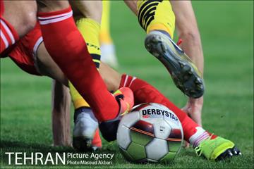 دیدار تیم‌های فوتبال پرسپولیس - سپاهان 13